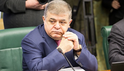 Сенатор Джабаров не исключил отставки фон дер Ляйен до конца срока